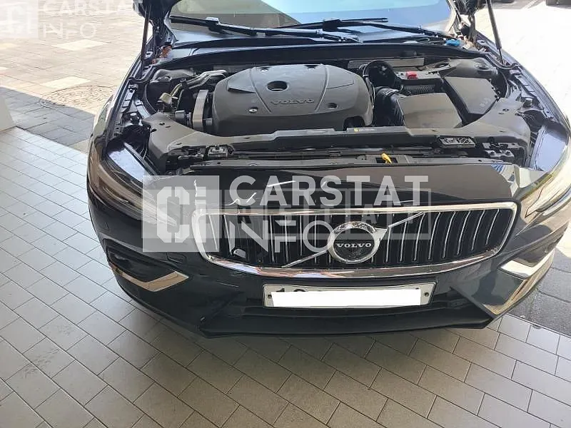 Photo 2 of 47: 2019 Volvo S60T5, VIN 7JRZS102DLG035113 — Korean insurance auction