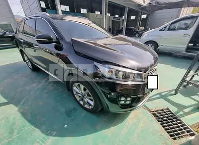 Photo 1 of 40: 2017 Kia Sorento, VIN KNAPH81ABHA295841 — Korean insurance auction