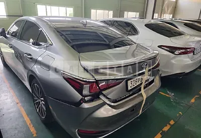 Photo 1 of 9: 2023 Lexus ES300h, VIN JTHBA1C14P2012584 — Korean insurance auction
