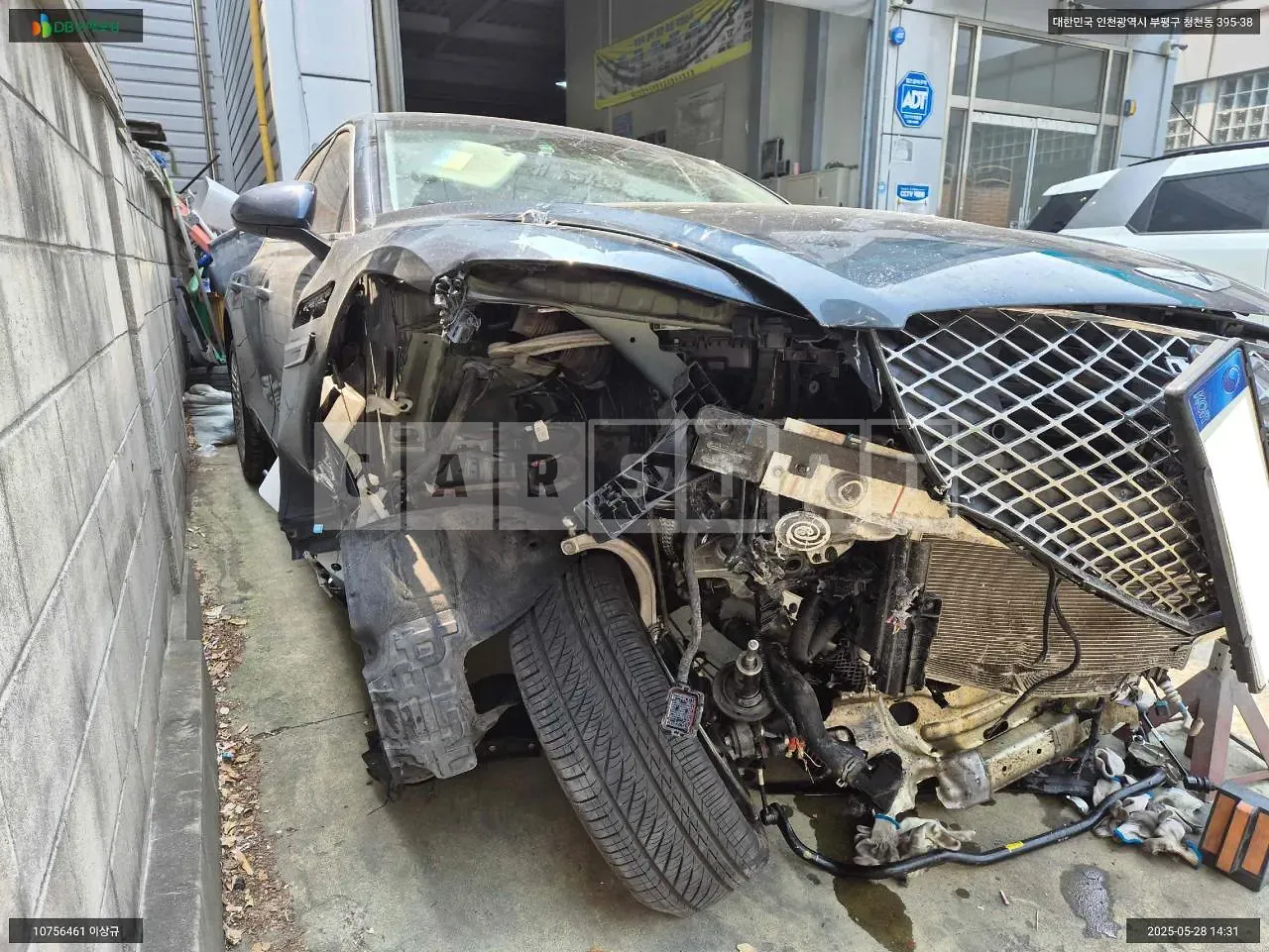 Photo 2 of 24: 2021 Genesis G80, VIN KMTGB41CDMU060417 — Korean insurance auction
