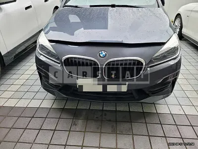 Photo 1 of 18: 2019 BMW Active Tourer Joy, VIN WBA6T9101KVC34979 — Korean insurance auction
