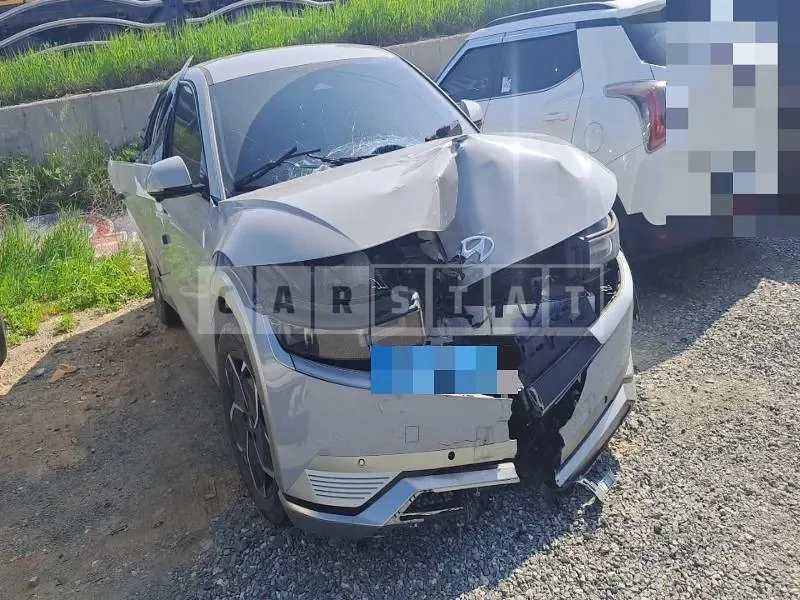 Photo 2 of 15: 2022 Hyundai IONIQ 5 Long Range — Korean insurance auction