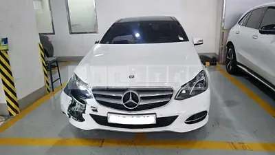 Photo 1 of 15: 2015 Mercedes-Benz E300 4Matic, VIN WDDHF8BB6FB138529 — Korean insurance auction