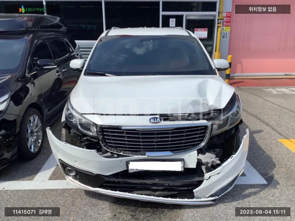 Photo 2 of 22: 2015 Kia Carnival (Diesel, 9 Seater), VIN KNAME81ABFS064494 — Korean insurance auction