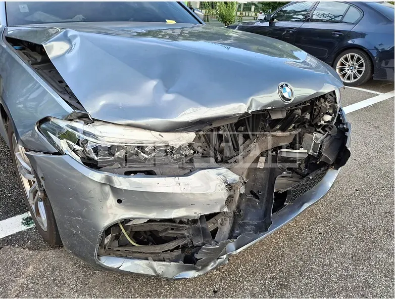 Photo 2 of 12: 2017 BMW 520d — Korean insurance auction