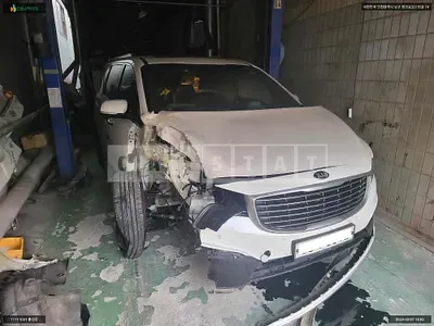 Photo 1 of 15: 2016 Kia Carnival, VIN KNAMB81ABGS196391 — Korean insurance auction
