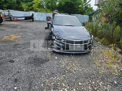 Photo 1 of 11: 2016 Kia K5 2.0, VIN KNAGX411BHA142361 — Korean insurance auction