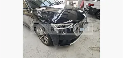 Photo 1 of 28: 2021 Audi (parts) e-tron 55 Front Bumper, R Headlamp — Korean insurance auction