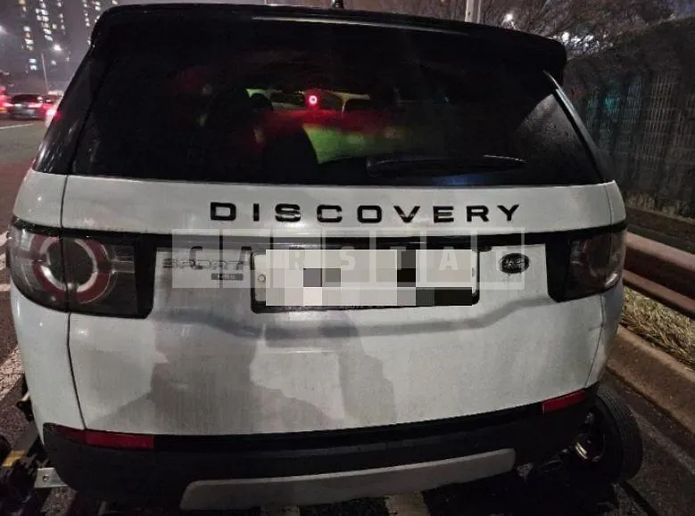Photo 2 of 2: 2019 Land Rover Discovery Sport TD4 180PS, VIN SALCA2BN0KH784014 — Korean insurance auction