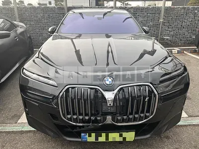 2025 BMW i7 xDrive60