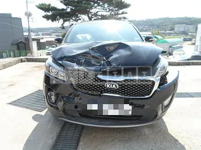 Photo 1 of 34: 2014 Kia Sorento 2.0 — Korean insurance auction
