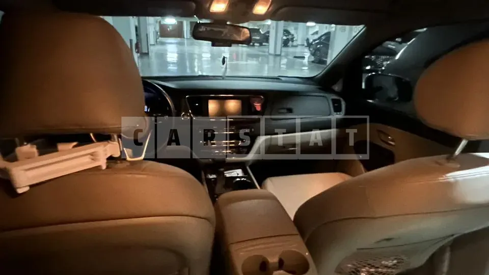 Photo 3 of 3: 2019 Kia Carnival 2.2, VIN KNAMB81ABKS576607 — Korean insurance auction