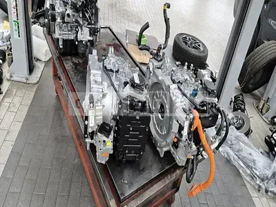 Photo 1 of 4: 2024 Kia (parts) Sorento Hybrid Transmission — Korean insurance auction