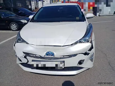 Photo 1 of 20: 2016 Toyota Prius — Korean insurance auction