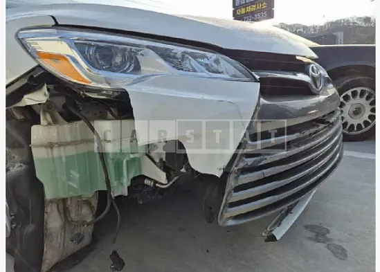 Photo 2 of 41: 2017 Toyota Camry Hybrid — Korean insurance auction