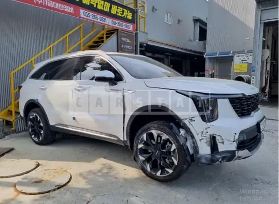Photo 2 of 31: 2025 Kia Sorento — Korean insurance auction