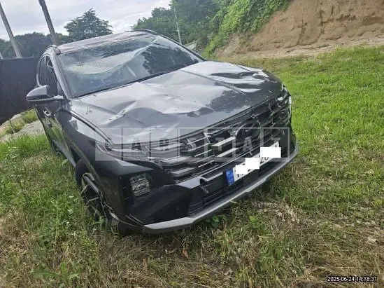 Photo 2 of 20: 2024 Hyundai Tucson — Korean insurance auction