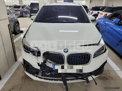 Photo 1 of 9: 2020 BMW Active Tourer, VIN WBA6T9101M7H19498 — Korean insurance auction