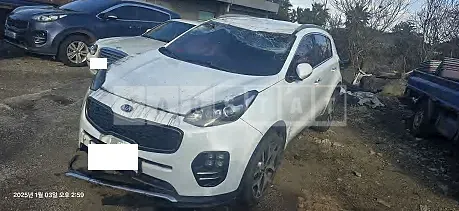 Photo 2 of 33: 2016 Kia Sportage — Korean insurance auction