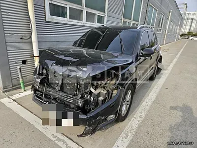 Photo 1 of 6: 2014 Volkswagen Tiguan 2.0 TDI Blue Motion — Korean insurance auction