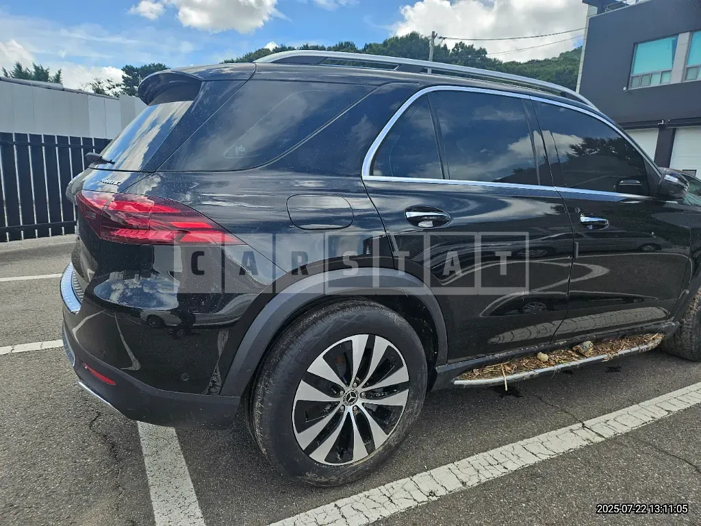 Photo 2 of 28: 2025 Mercedes-Benz GLE 350 4Matic — Korean insurance auction