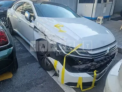 Photo 1 of 27: 2018 Volkswagen Arteon 2.0TDI, VIN WVWZZZ3HZJE512105 — Korean insurance auction