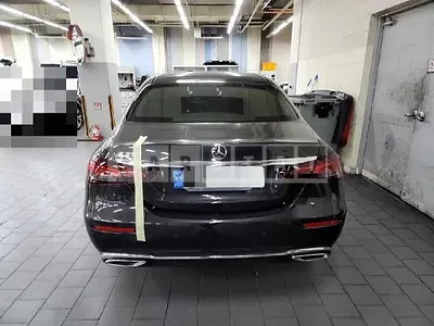 Photo 1 of 34: 2022 Mercedes-Benz E250, VIN W1KZF4FB0NB098230 — Korean insurance auction