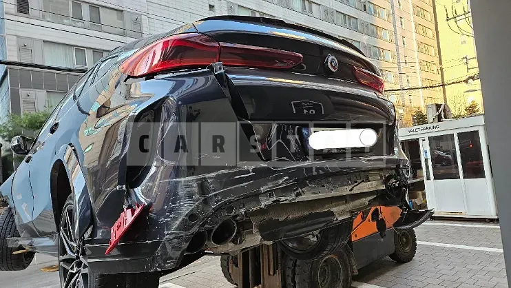 Photo 2 of 21: 2023 BMW X6 M Competition, VIN WBSCY0101P9P81260 — Korean insurance auction