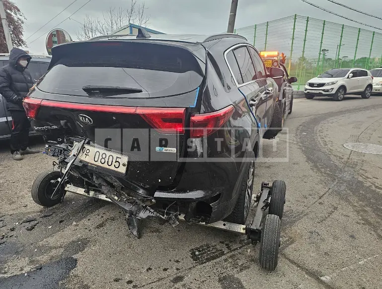 Photo 2 of 6: 2016 Kia Sportage, VIN KNAPN813BGK026900 — Korean insurance auction