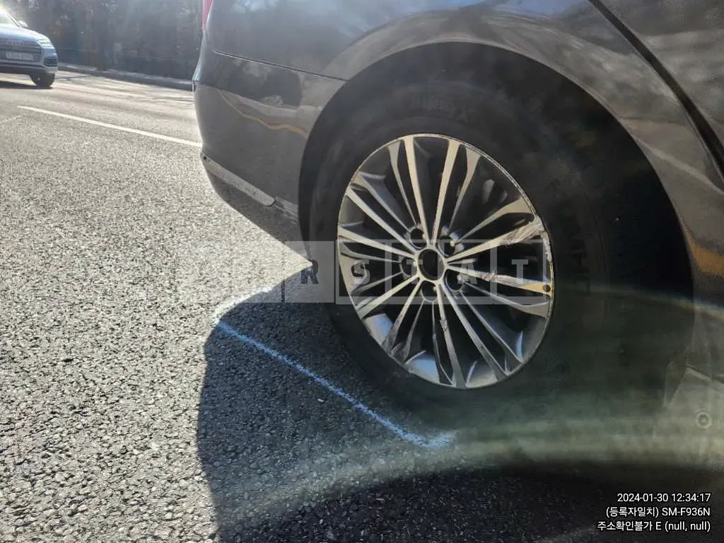 Photo 2 of 23: 2016 Genesis EQ900 3.8 — Korean insurance auction