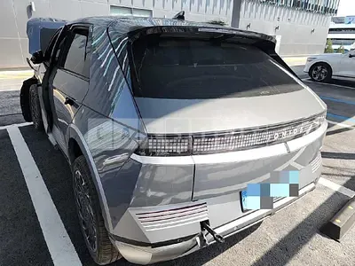 Photo 1 of 40: 2023 Hyundai IONIQ 5 Long Range, VIN KMHKR81FPPU169714 — Korean insurance auction