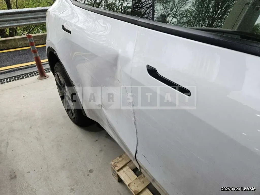 Photo 2 of 16: 2025 Tesla Model Y RWD — Korean insurance auction