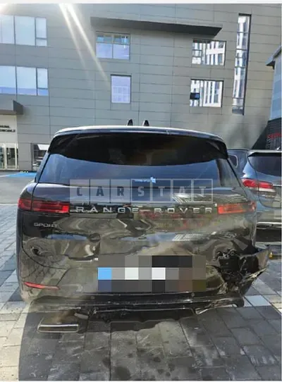 2025 Land Rover The New Range Rover Sport P360