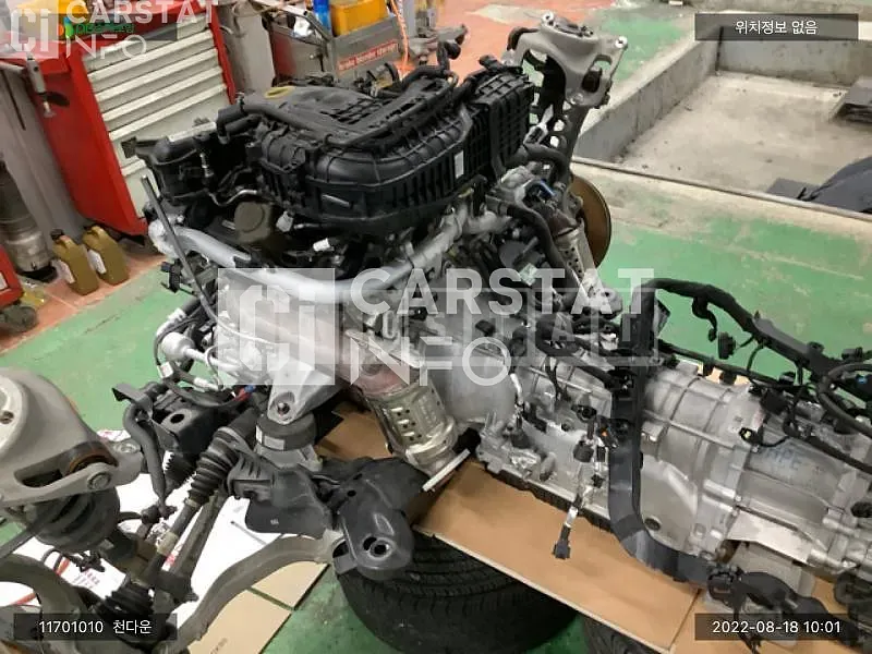 Photo 2 of 4: 2018 Genesis Engine /G80, VIN KMHGM41DDJU273886 — Korean insurance auction