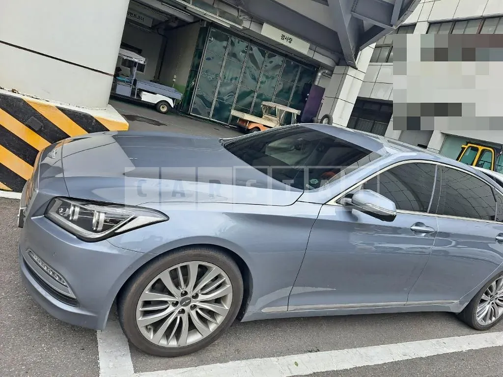 Photo 2 of 10: 2015 Genesis 3.8 — Korean insurance auction