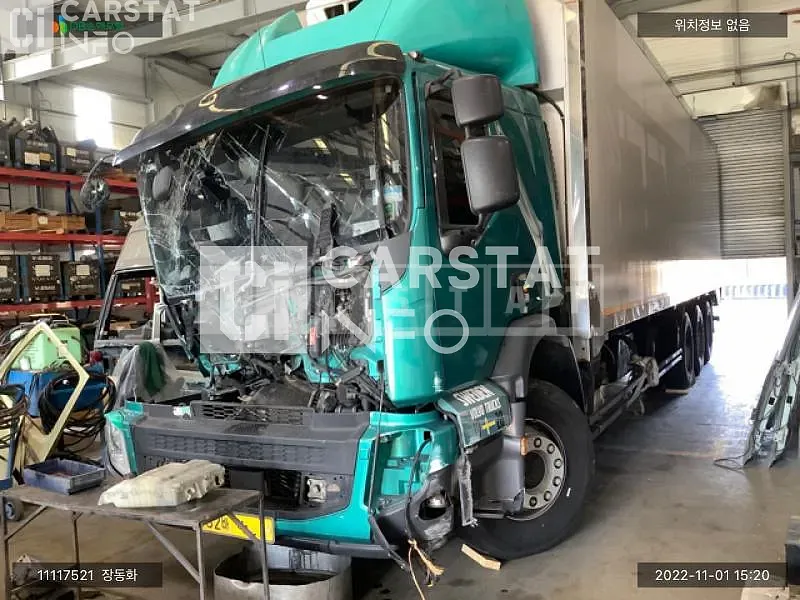 Photo 2 of 27: 2019 Bentley Volvo /Korea Three Axis 16 Ton Trucks, VIN YV2VZ60D3KZ125631 — Korean insurance auction