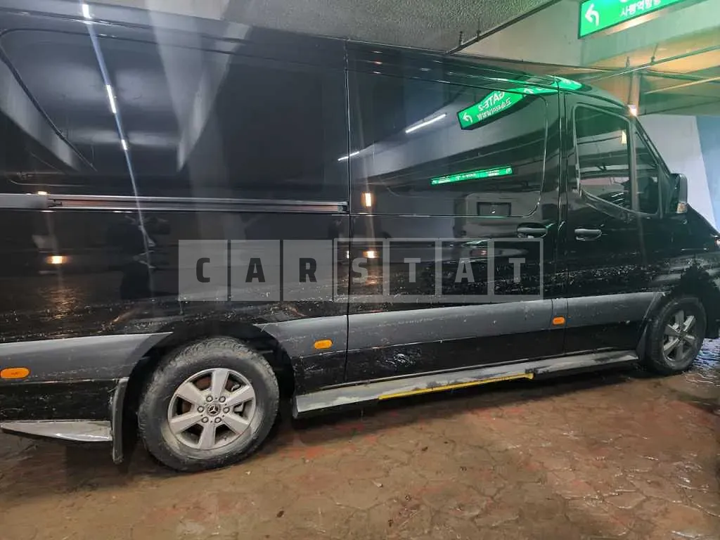 Photo 2 of 36: 2022 Mercedes-Benz The Van 13 -Seater Sprinter, VIN W1V907733NP434141 — Korean insurance auction