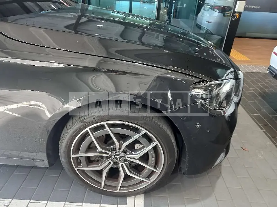 Photo 2 of 9: 2022 Mercedes-Benz E220 d 4Matic — Korean insurance auction