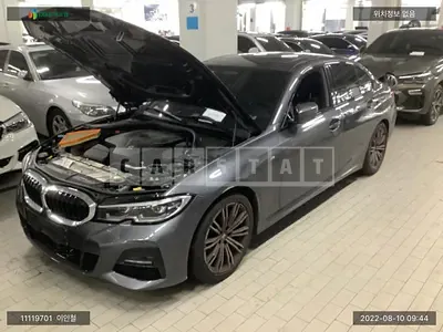 Photo 1 of 10: 2021 BMW 320i, VIN WBA5X5103MFK75519 — Korean insurance auction