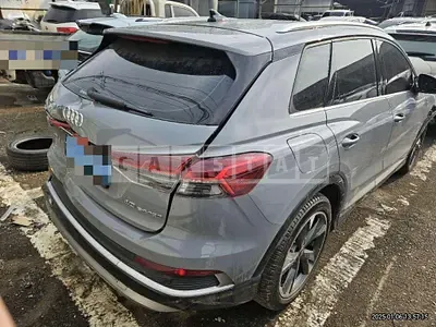 Photo 1 of 13: 2023 Audi Q4 40 e-tron — Korean insurance auction