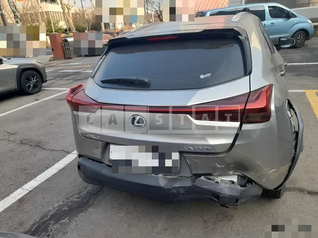 Photo 2 of 22: 2019 Lexus UX250h 2WD — Korean insurance auction