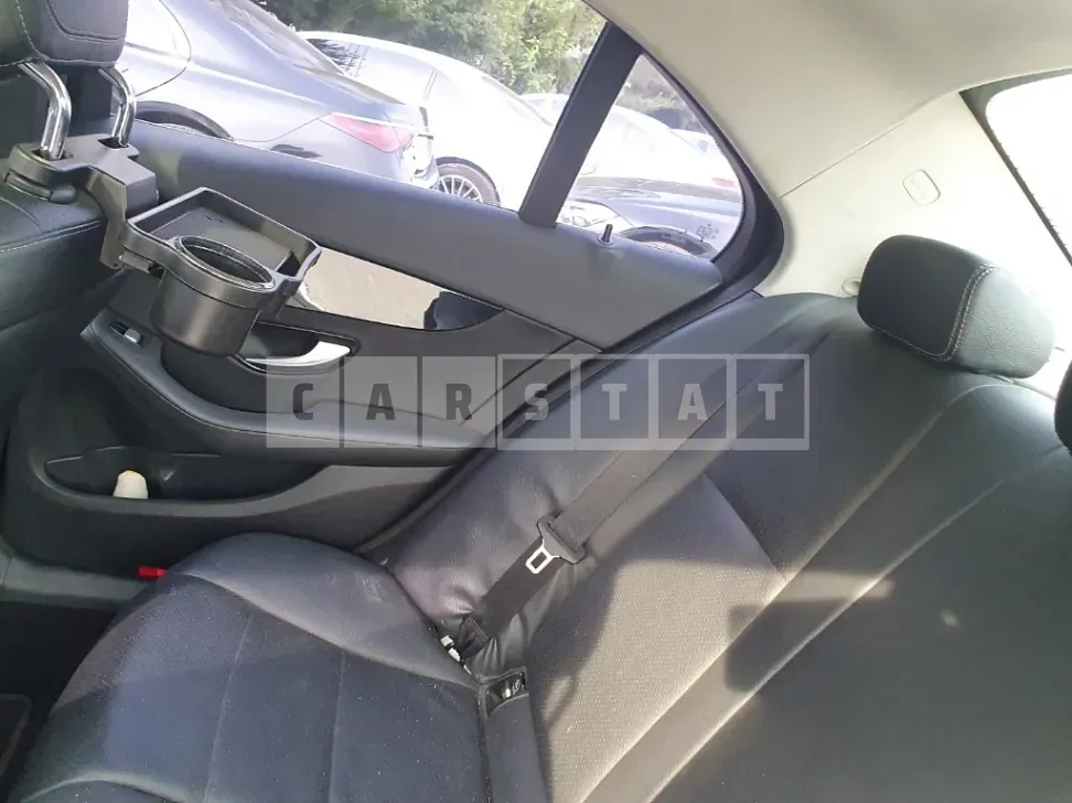 Photo 2 of 24: 2015 Mercedes-Benz C200 — Korean insurance auction