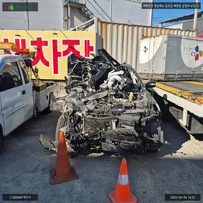 Photo 1 of 8: 2019 Hyundai Santa Fe, VIN KMHS381ADKU142184 — Korean insurance auction