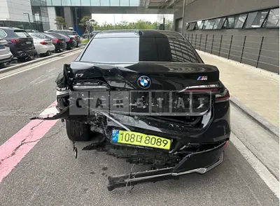 Photo 1 of 31: 2024 BMW i7 — Korean insurance auction