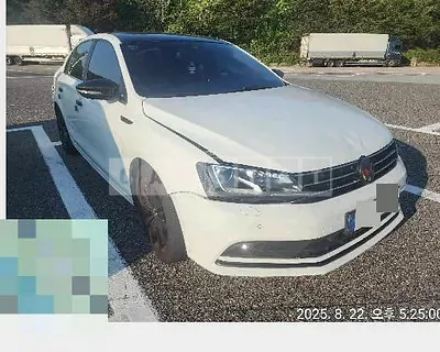 Photo 1 of 12: 2015 Volkswagen Jetta 2.0 TDI BMT Premium — Korean insurance auction