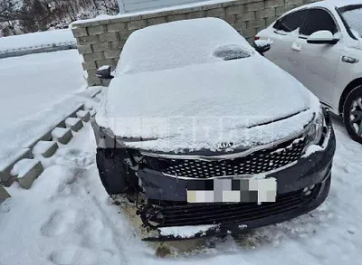 Photo 1 of 11: 2016 Kia K5 — Korean insurance auction