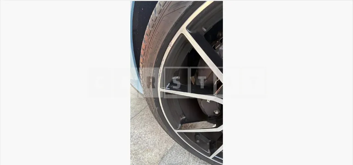 Photo 2 of 2: 2023 Porsche (parts) Taycan Wheels — Korean insurance auction