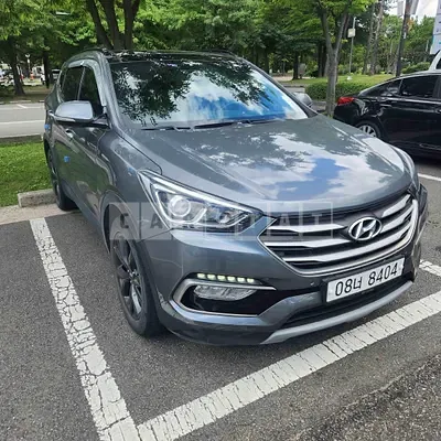 Photo 1 of 19: 2017 Hyundai Santa Fe — Korean insurance auction