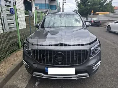Photo 1 of 17: 2021 Mercedes-Benz GLB200d — Korean insurance auction