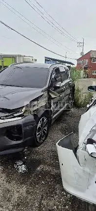 Photo 2 of 21: 2018 Hyundai Santa Fe TM — Korean insurance auction